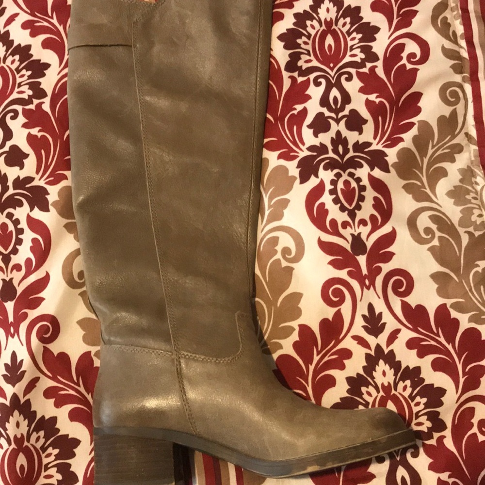 Lucky Brand boots